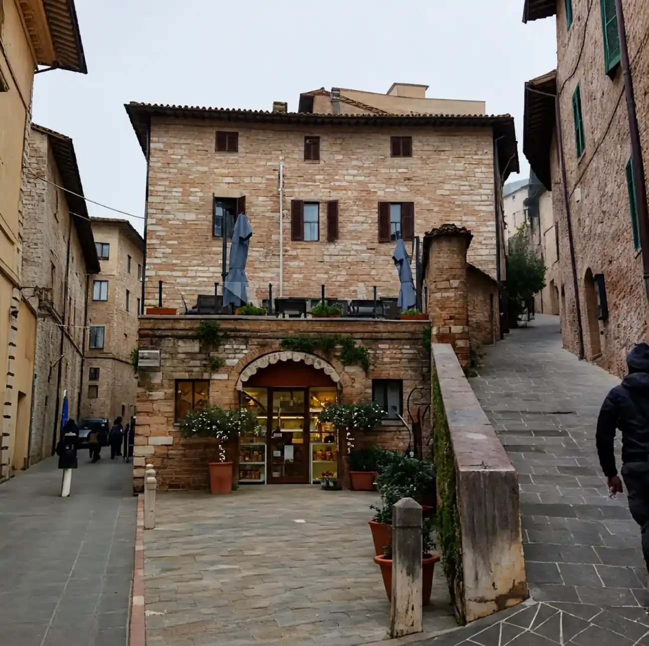 Walking route toward Assisi